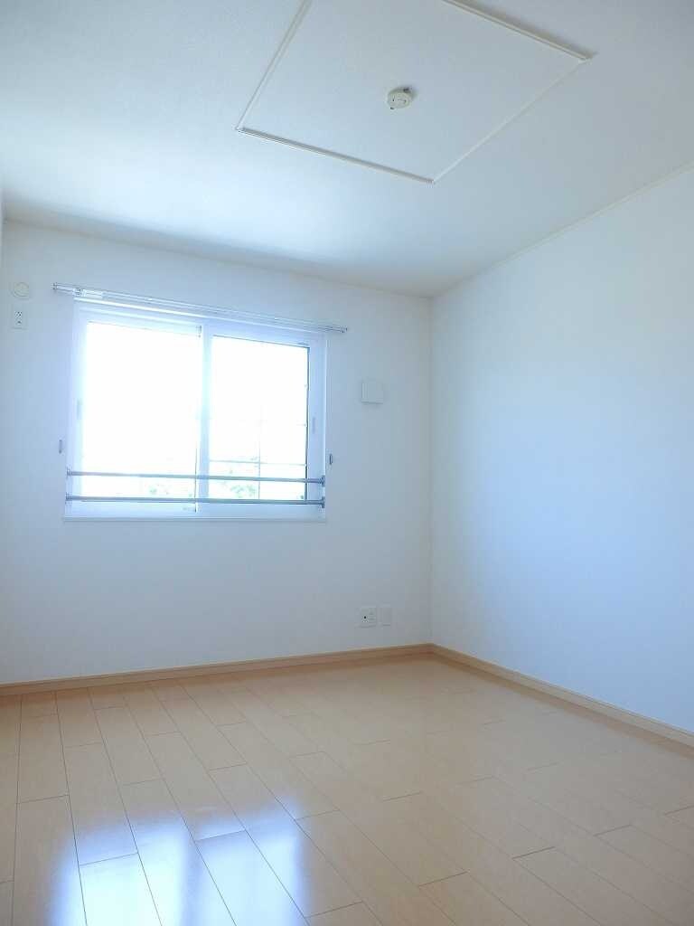 テンプラードナゴミβの物件内観写真