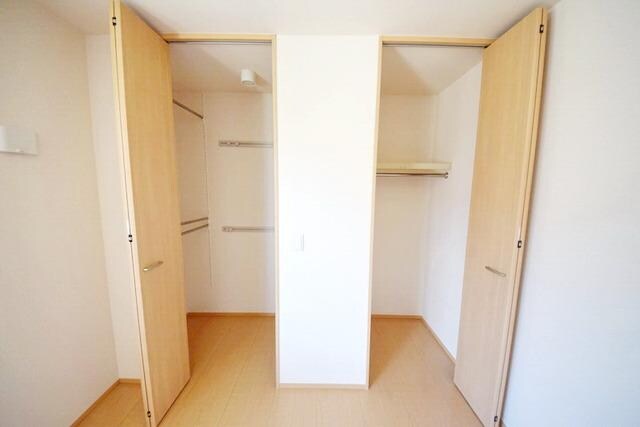 インペリアル・レイク　Iの物件内観写真