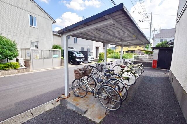 吉川タウンハウス　IIの物件内観写真