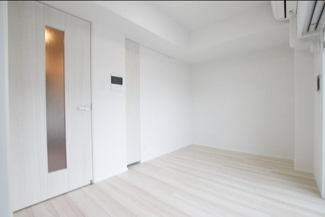 リヴシティ横濱新川町弐番館の物件内観写真