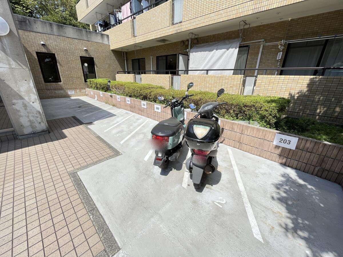 ガーデンテラス永田台の物件内観写真