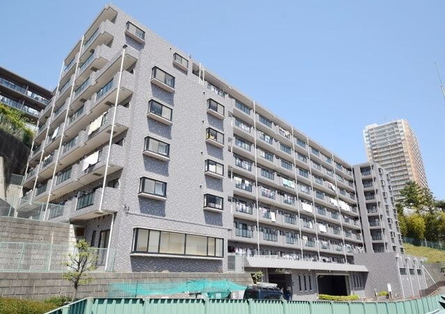 スカイパレス東戸塚の物件外観写真