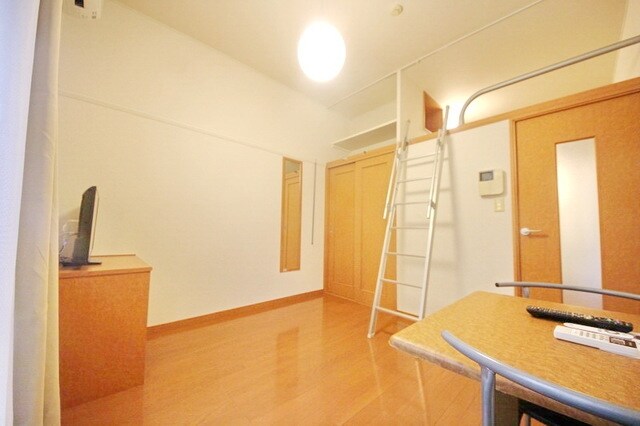 レオパレスエレンシアの物件内観写真