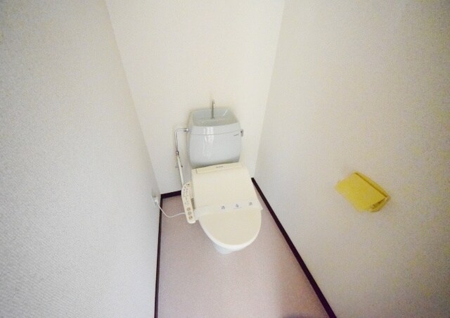 ルミエール泉Ａの物件内観写真