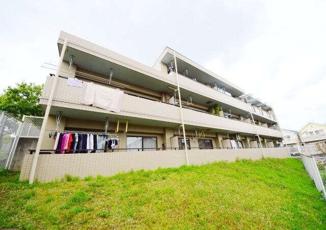 ベル・アネックスの物件外観写真