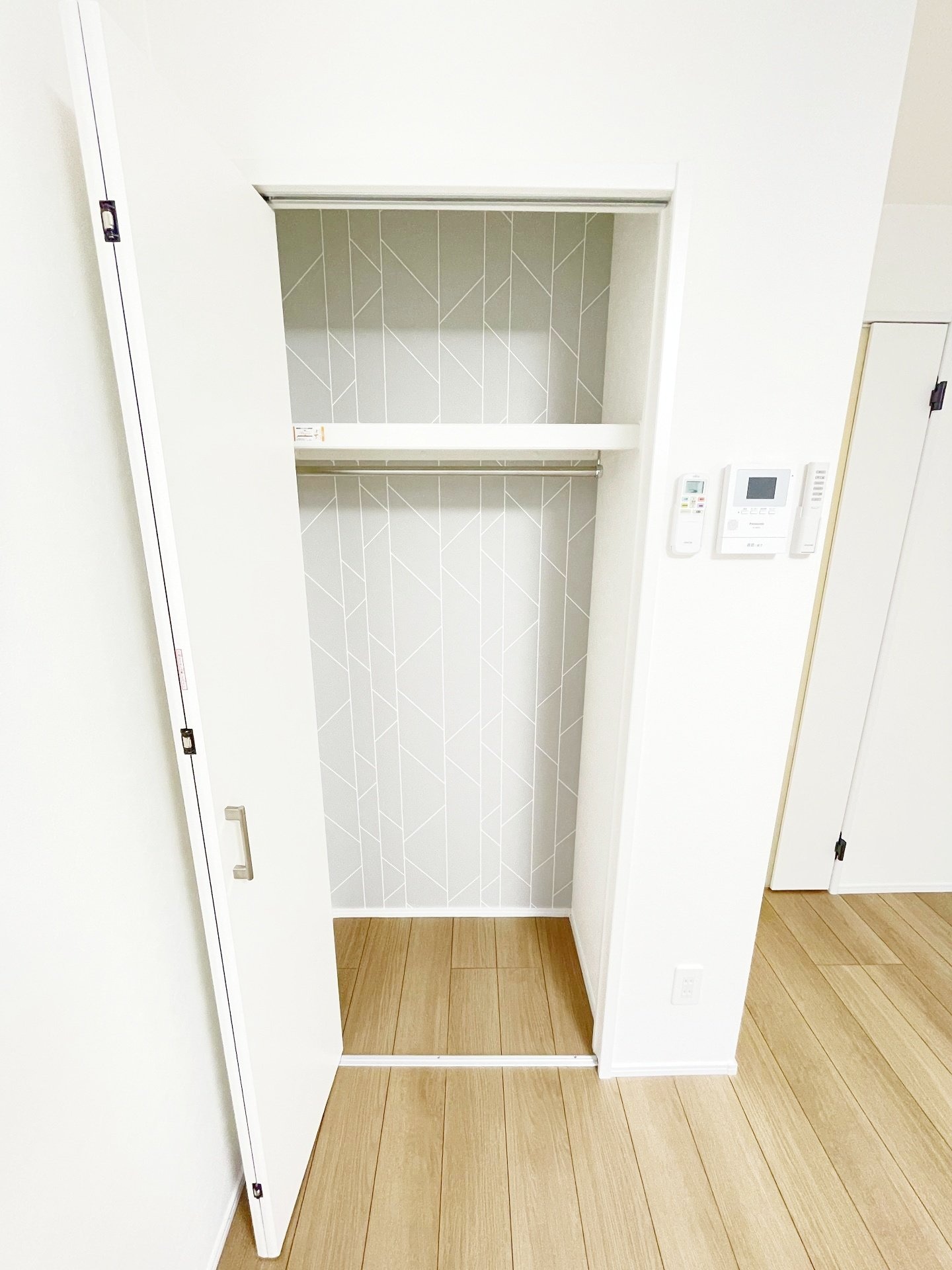 アザーレ・ソラ東海大学前Bの物件内観写真