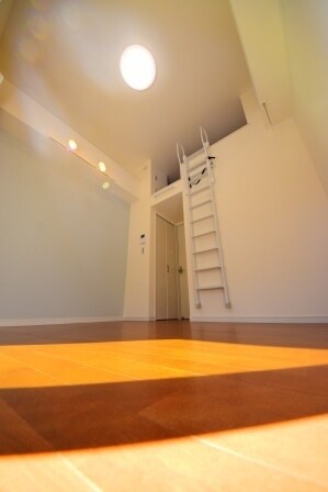 レベアス片瀬江ノ島ＷＥＳＴの物件内観写真