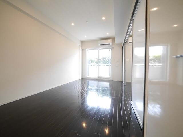 カスタリア鶴見の物件内観写真