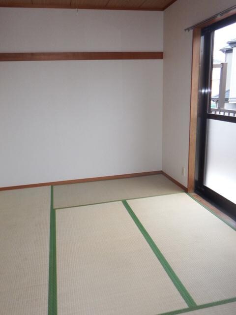 ドミール羽沢Ａの物件内観写真