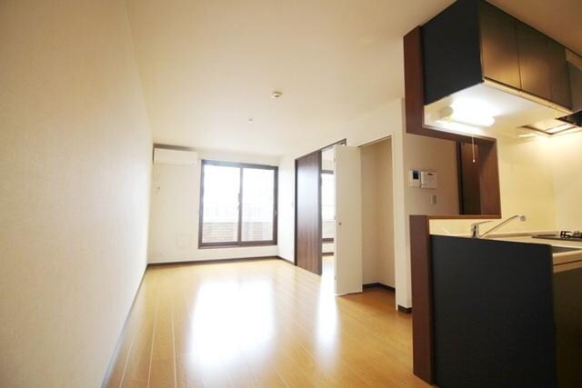 Ｌｕｓｔ　Ｓｔｒａｈｌの物件内観写真