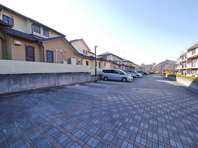 オクトス市ヶ尾5号棟の物件内観写真