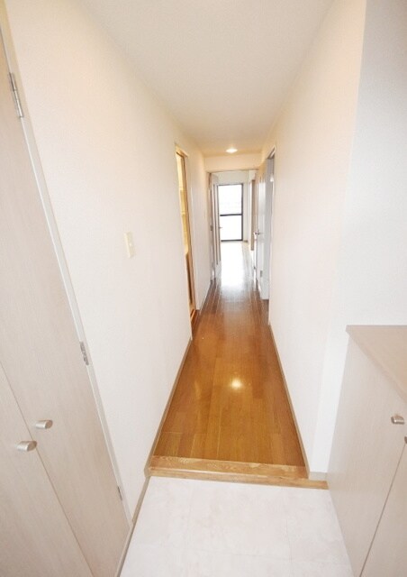 メゾンカワベの物件内観写真