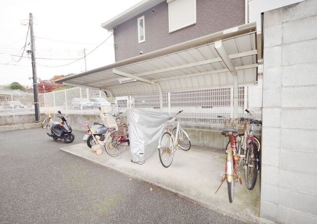 メゾンカワベの物件内観写真