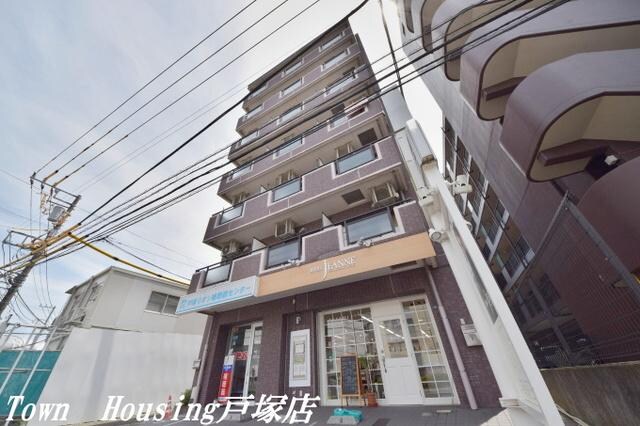 ウエストウィンハイムの物件外観写真