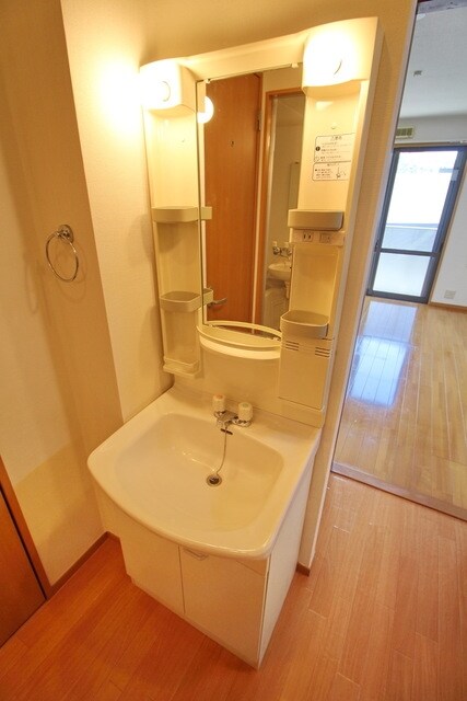 ベルフィーユ青葉台の物件内観写真