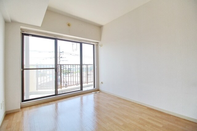 エルドメーヌ志村の物件内観写真