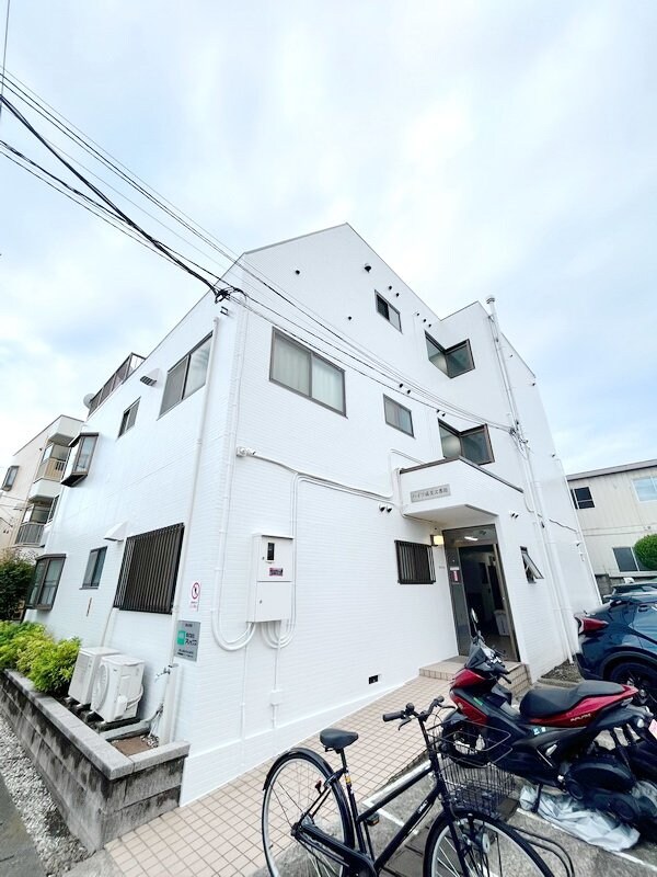 ハイツ成美弐番館の物件外観写真