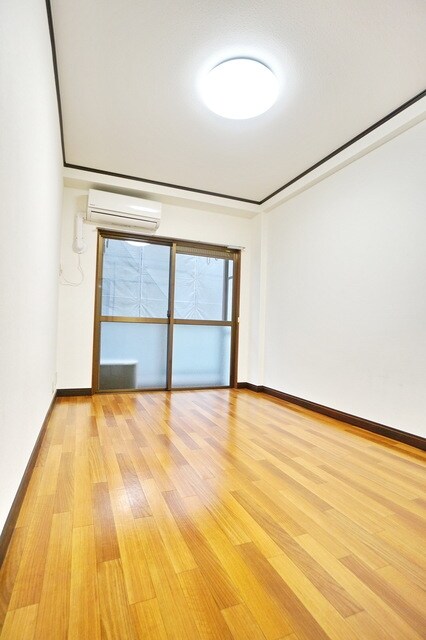 ハイツ成美弐番館の物件内観写真