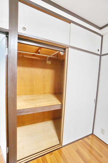 ハイツ成美弐番館の物件内観写真