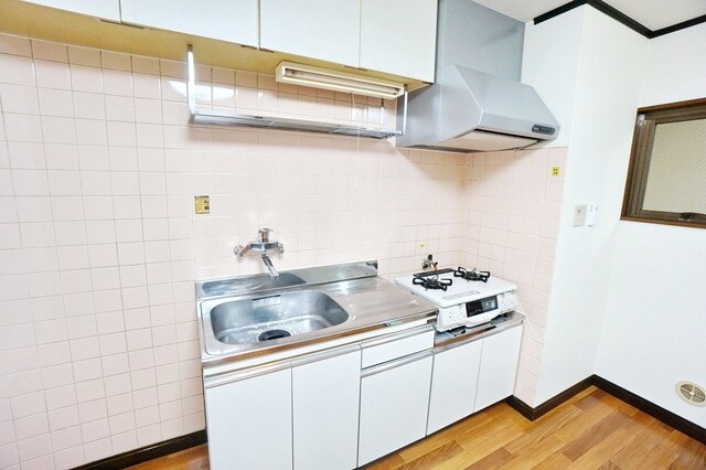 ハイツ成美弐番館の物件内観写真