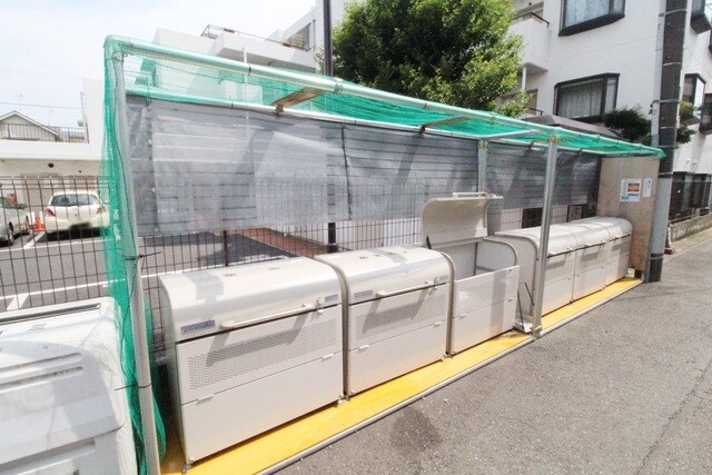 ハイツ成美弐番館の物件内観写真