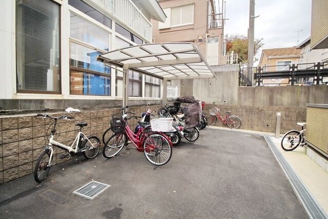 ヒルズ・カーリアＡの物件内観写真