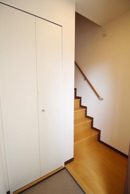 Ｌｕｓｔ　Ｓｔｒａｈｌの物件内観写真