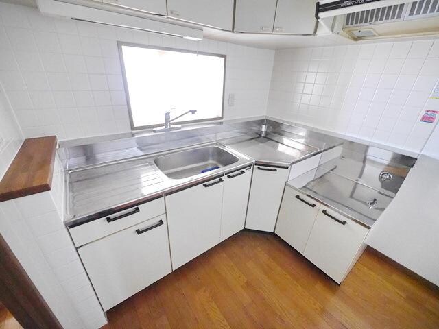 オクトス市ヶ尾の物件内観写真