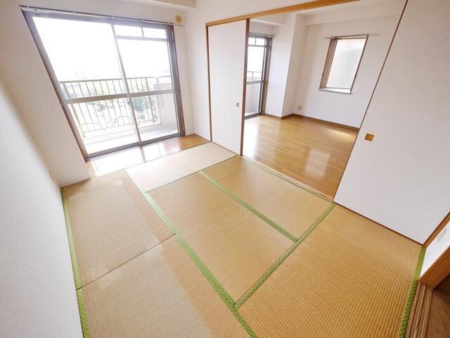 オクトス市ヶ尾の物件内観写真