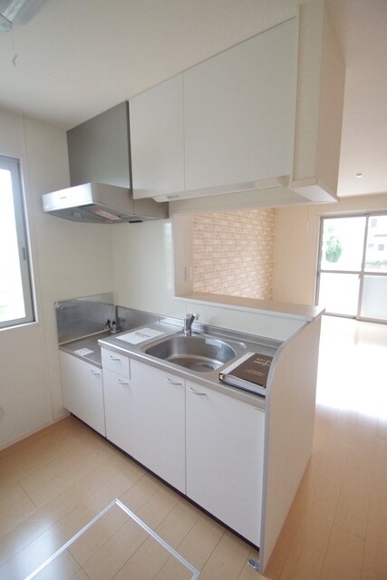 ウィングコートの物件内観写真