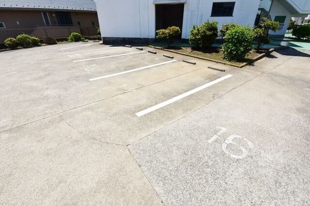 ロイヤルプラザ湘南の物件内観写真