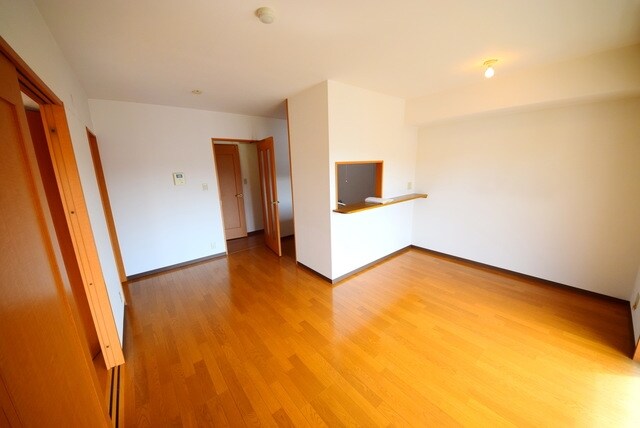 ルミエール妙蓮寺IIの物件内観写真