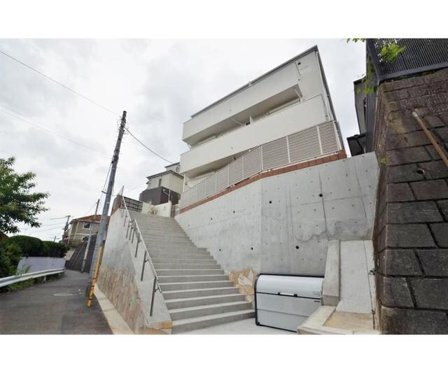 ファーストシーンの物件外観写真