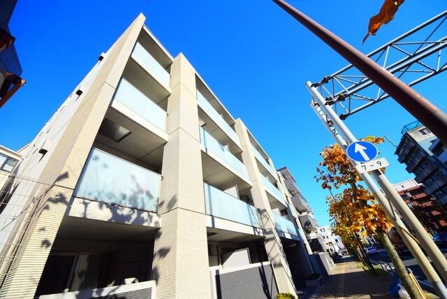 ＪＯＹＣＵＢＥ三ツ沢の物件外観写真