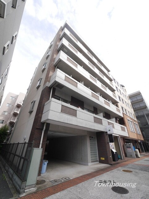 カスタネアの物件外観写真