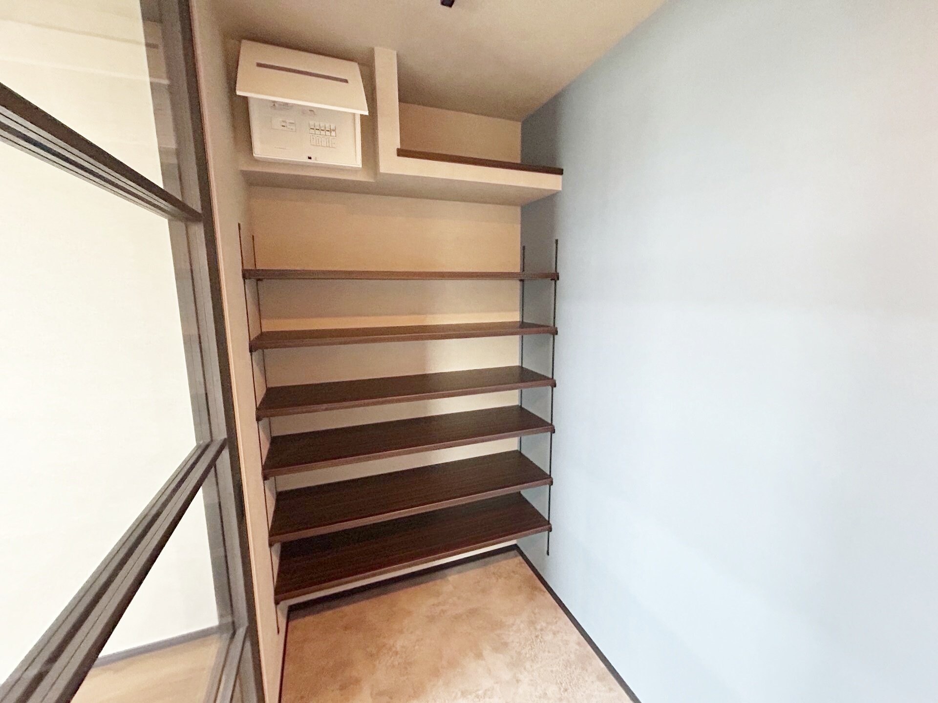 エストゥルース横浜子安の物件内観写真