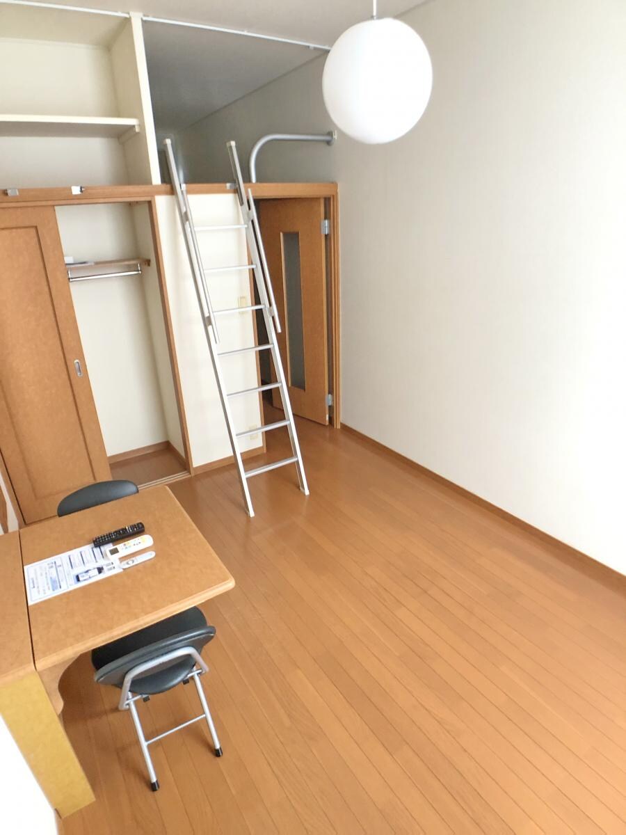 レオパレスマロンフィルドの物件内観写真