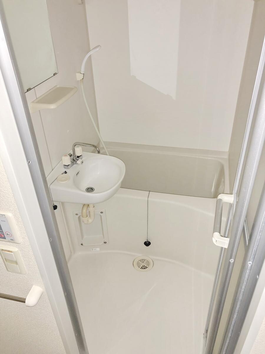 レオパレスマロンフィルドの物件内観写真