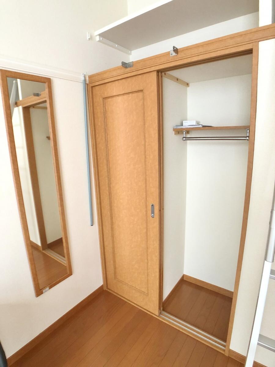 レオパレスマロンフィルドの物件内観写真