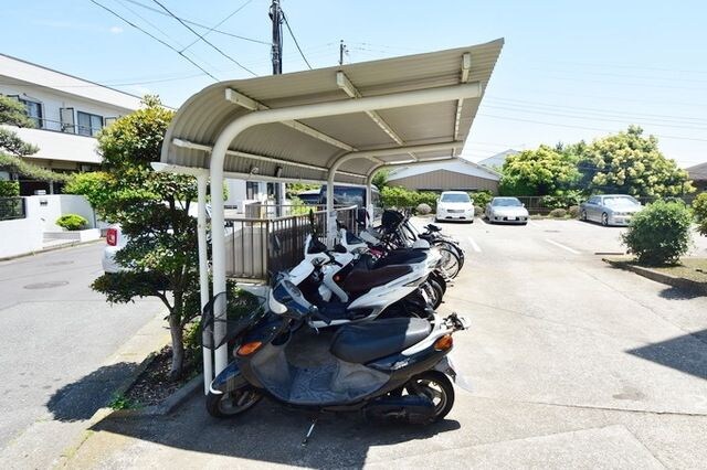 ロイヤルプラザ湘南の物件内観写真