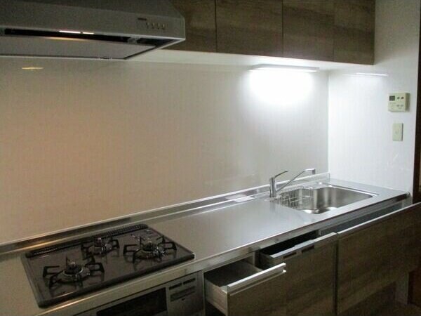 ソーラスフロント富船の物件内観写真