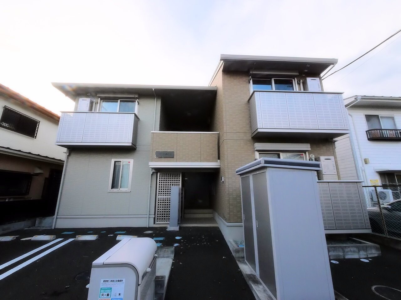 グランツ薬師堂の物件外観写真