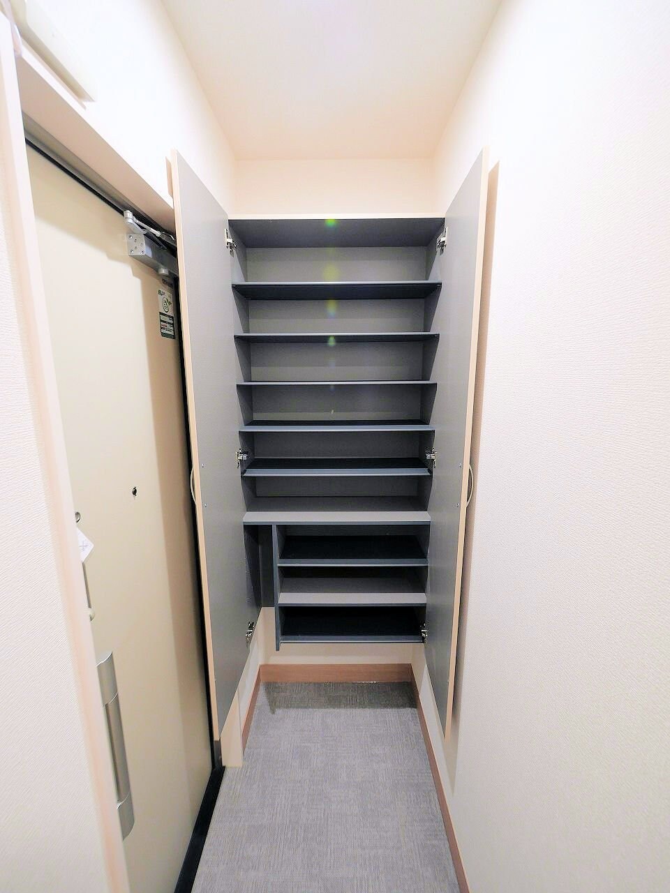 グランクードIIIの物件内観写真