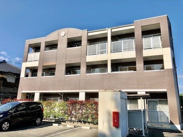 ロジュマンオヤマの物件外観写真