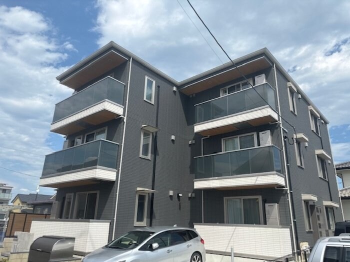 グランクードIIIの物件外観写真