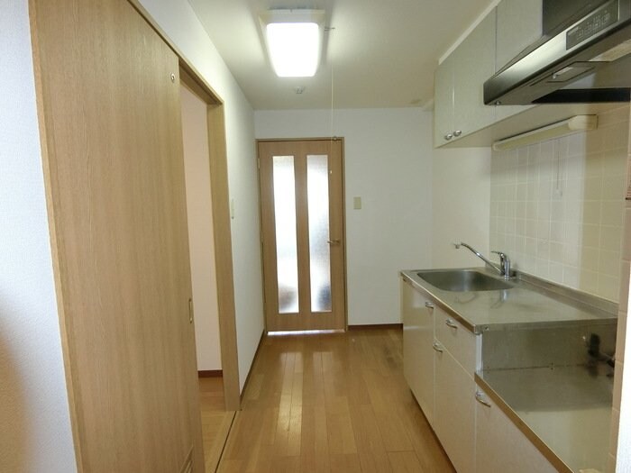 ネオシティー遠見塚の物件内観写真