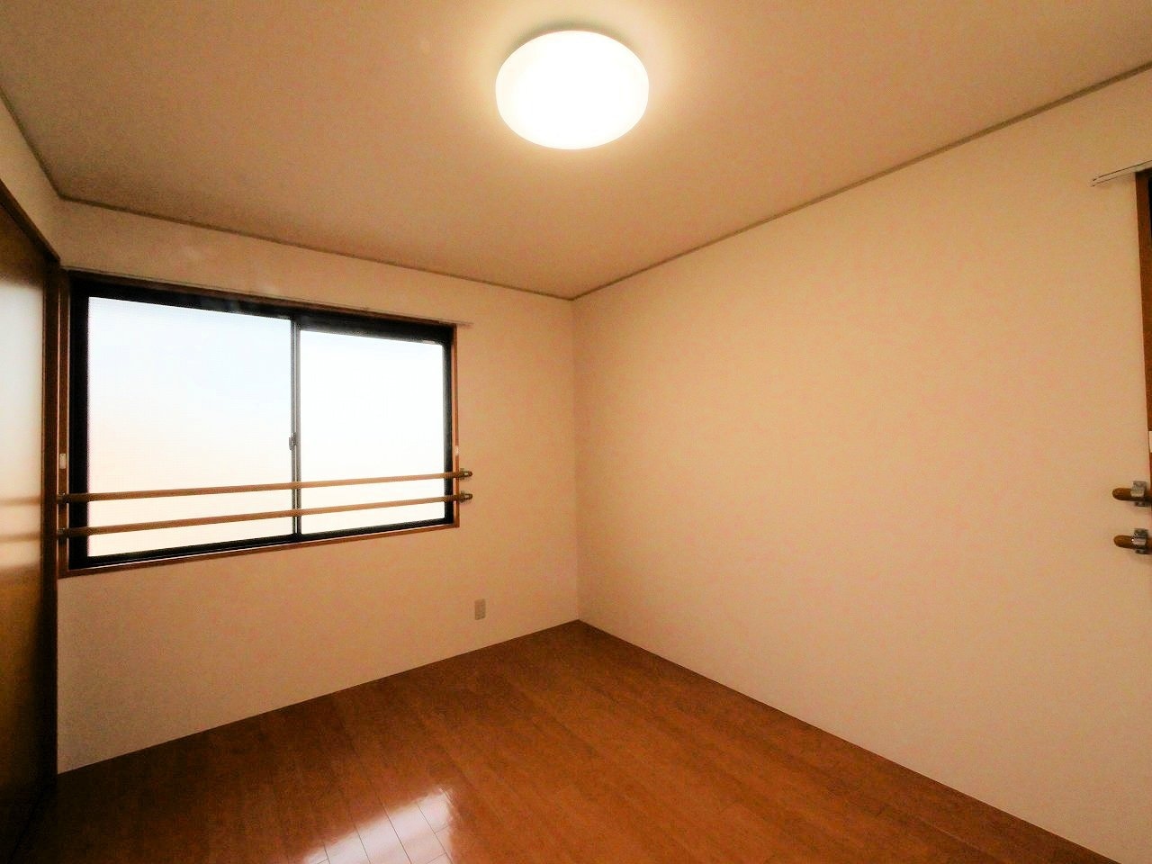 トゥインクル東中田の物件内観写真