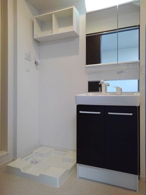 シャルール・エイトの物件内観写真