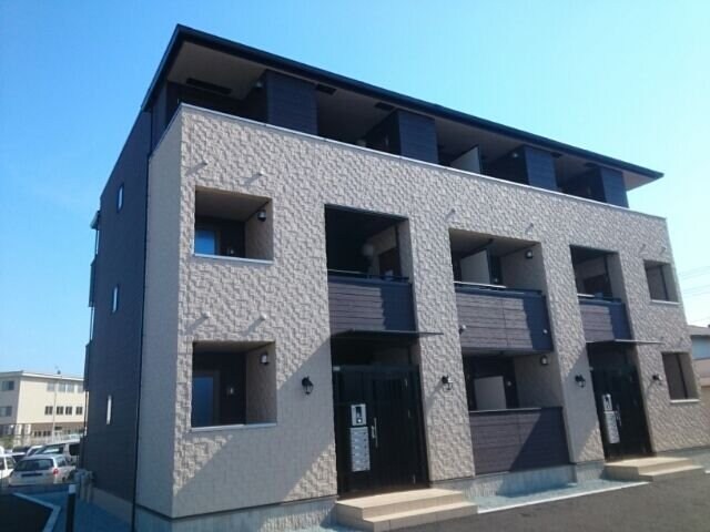 シャルール・エイトの物件外観写真