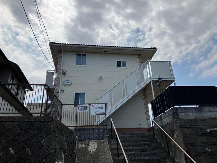 プラシード旭ケ丘の物件外観写真